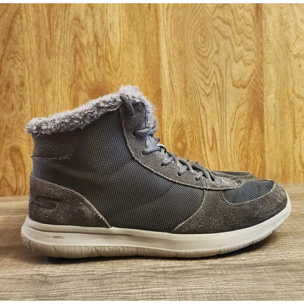 Skechers Gen 5 Goga‎ Mat Boots Women's Size 9 Gray